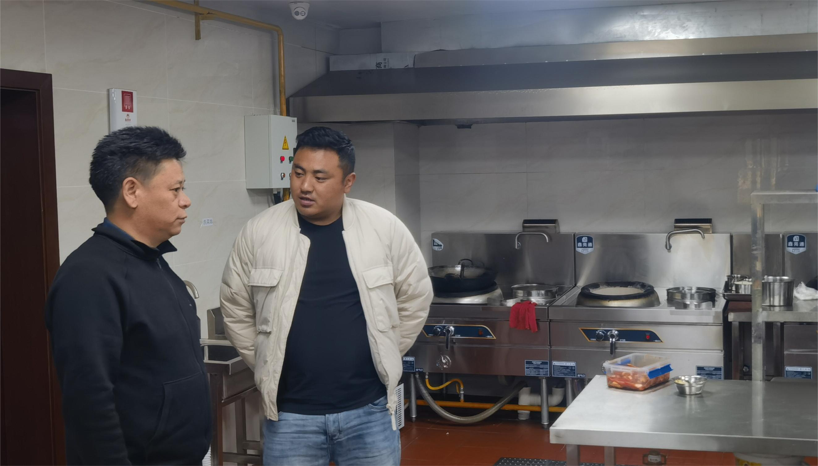 市農(nóng)發(fā)集團對下屬公司開展安全生產(chǎn)檢查工作(圖1)