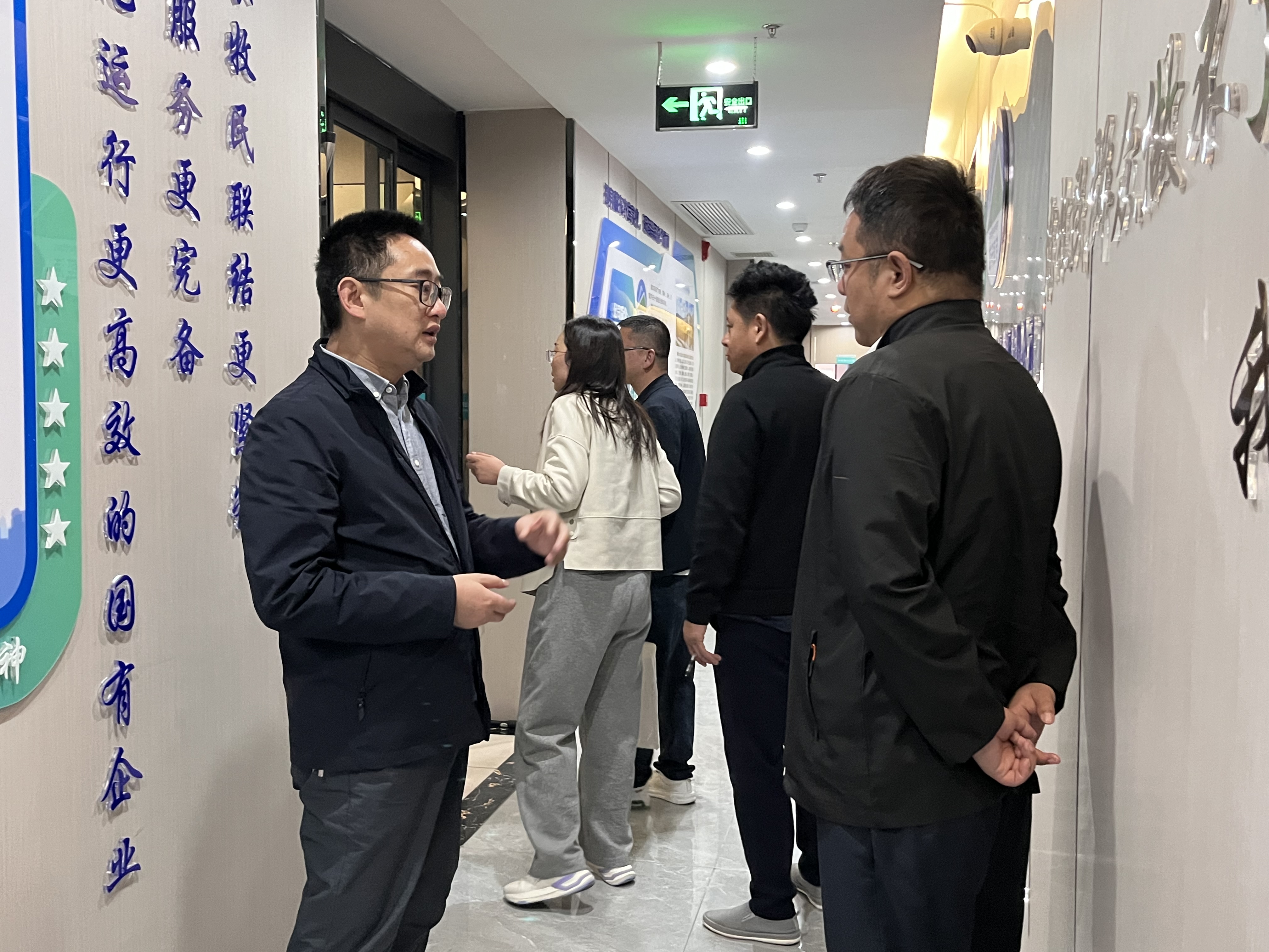 市農(nóng)發(fā)集團公司一周工作剪影(圖2) 市農(nóng)發(fā)集團公司一周工作剪影(圖2)